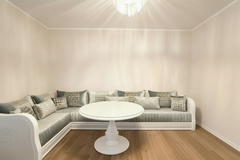 Marokkanisches Sofa nach Maß beige – Individuelles Design & höchster Komfor - Sadeqy Home