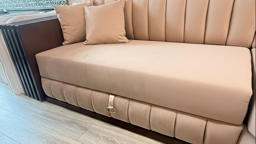 Marokkanisches Sofa nach Maß Beige Honig– Individuelles Design & höchster Komfort - Sadeqy Home