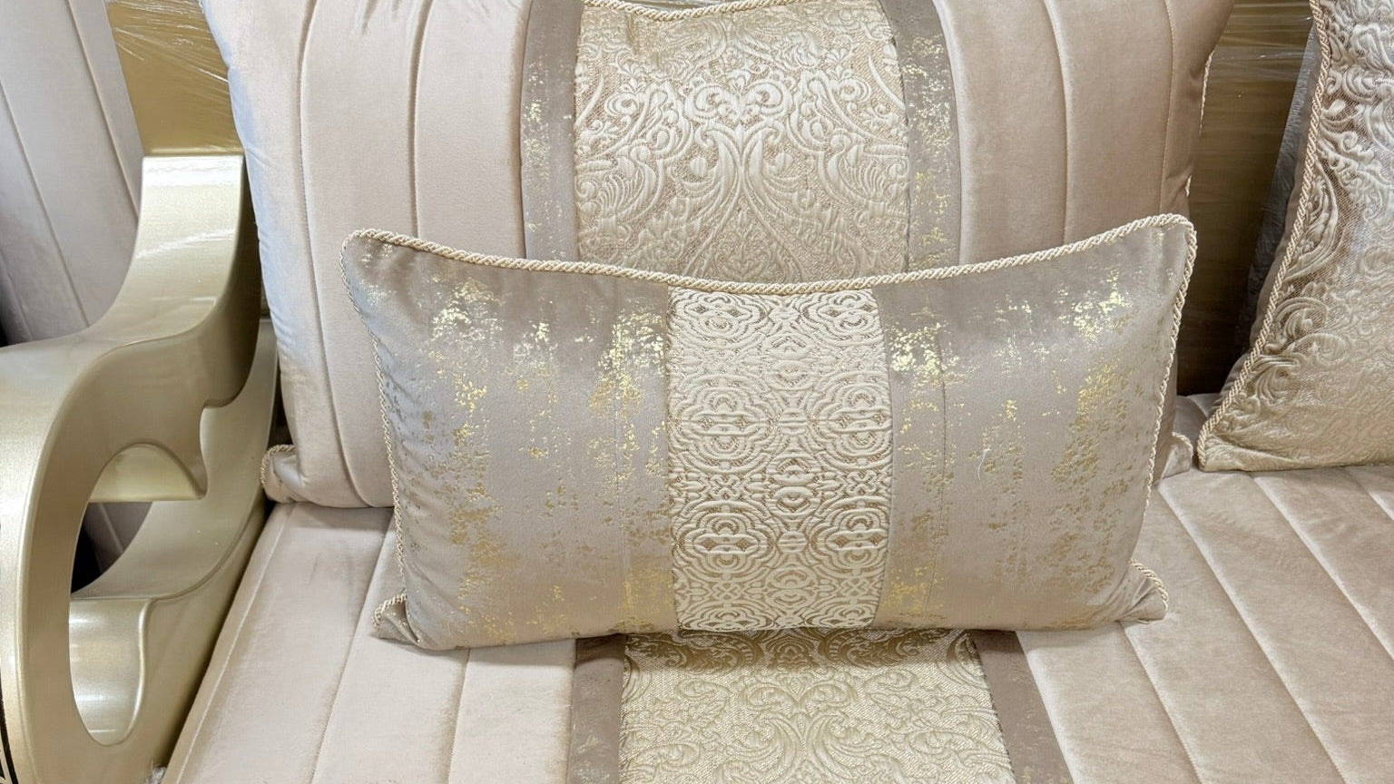 Bezug nach Maß für Sofa & Sedari – Neues Design ohne Neukauf