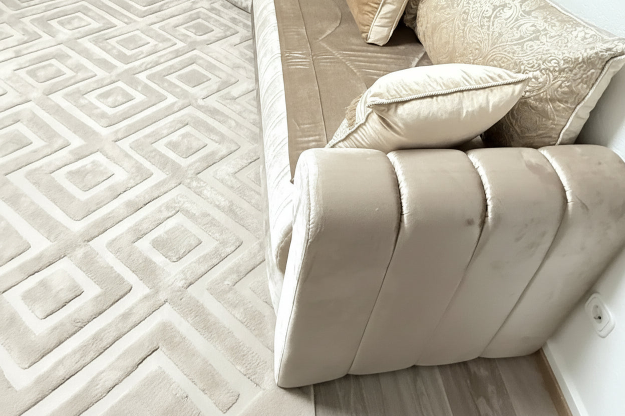 Marokkanische Sedari Modern –holz gepolstert& Beige Stoff | Maßanfertigung Luxus Sofa - Sadeqy Home
