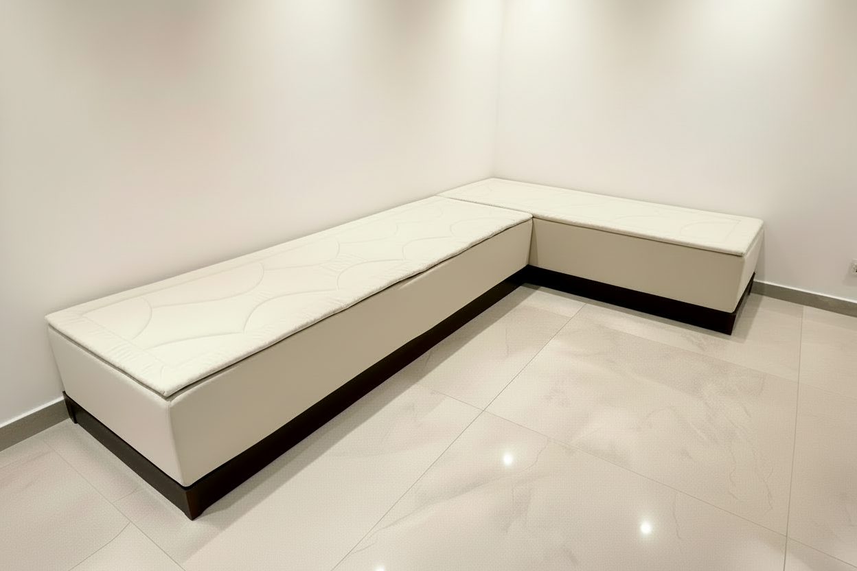 Marokkanische Sedari Modern –Braun Holz & Beige Stoff | Maßanfertigung Luxus Sofa - Sadeqy Home
