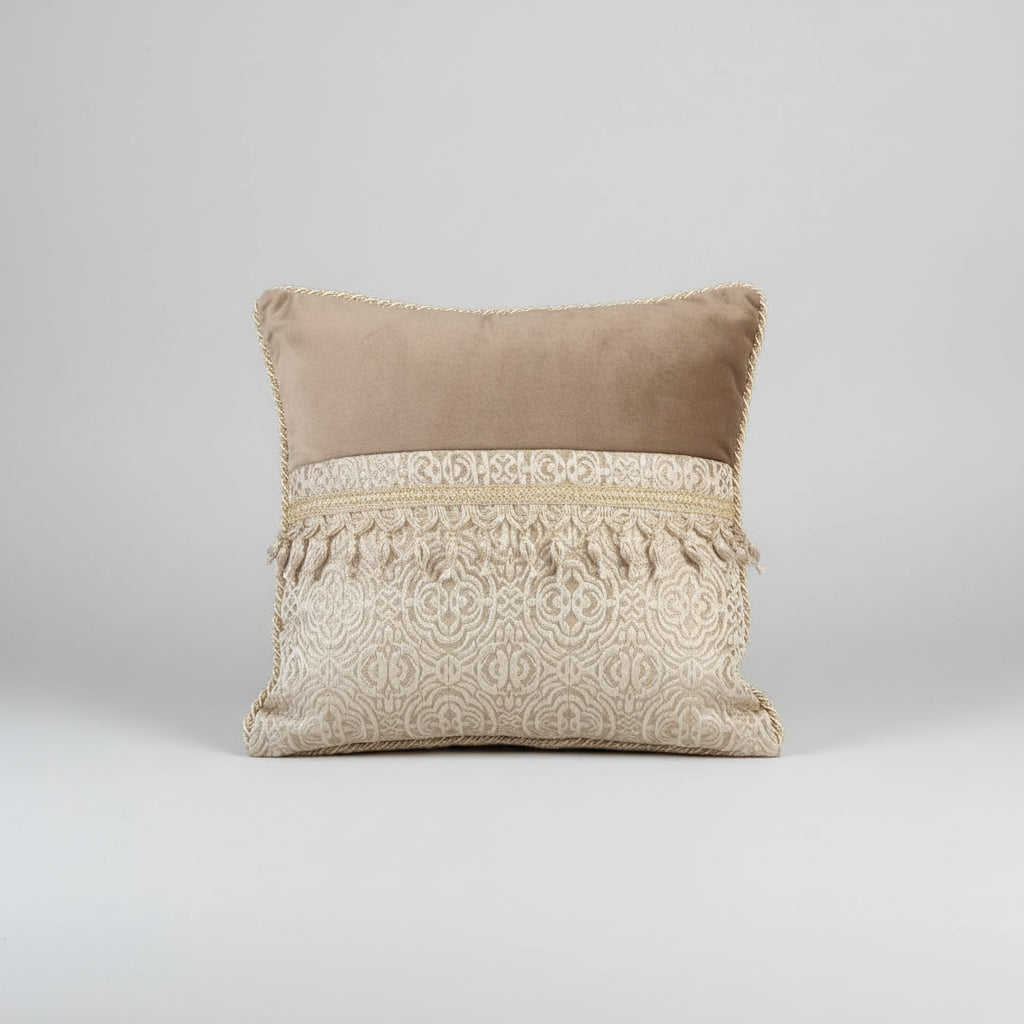 Deko kissen für sofa beige mit brokat 40x40 - Sadeqy Home